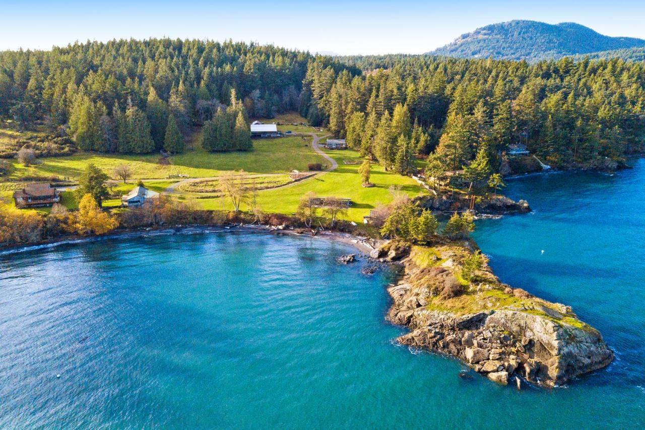 Obstruction Pass Cottage Olga Bagian luar foto